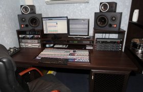 Стол для Студии Звукозаписи